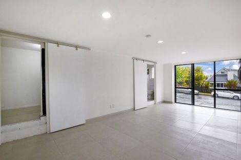 Photo of property in 86 Marlborough Avenue, Glenfield, Auckland, 0629