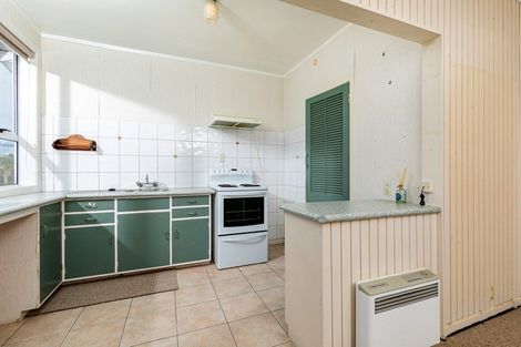 Photo of property in 69 Killarney Avenue, Torbay, Auckland, 0630