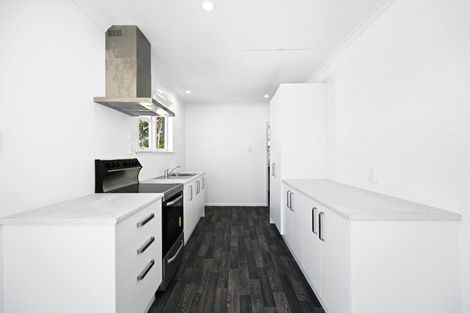 Photo of property in 8 Kenney Crescent, Fairfield, Hamilton, 3214