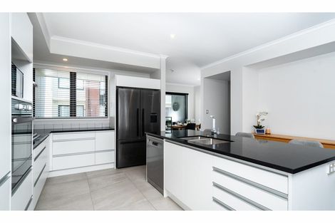 Photo of property in 5 Eyton Kay Road, Hobsonville, Auckland, 0616