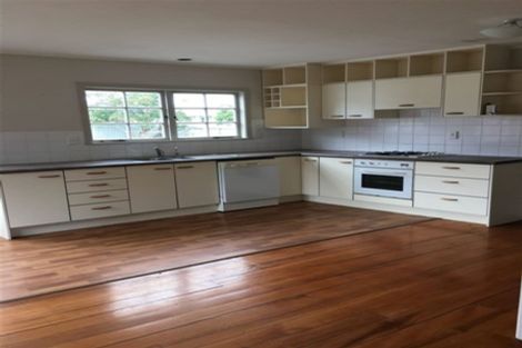 Photo of property in 8 Cargill Street, Papakura, 2110
