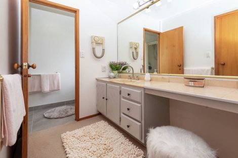 Photo of property in 36 Galloway Crescent, Farm Cove, Auckland, 2012