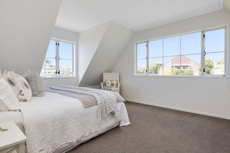 Photo of property in 37 Forrester Drive, Welcome Bay, Tauranga, 3112