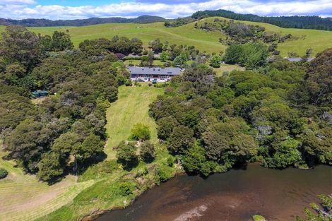 Photo of property in 846 Puketona Road, Haruru, 0204