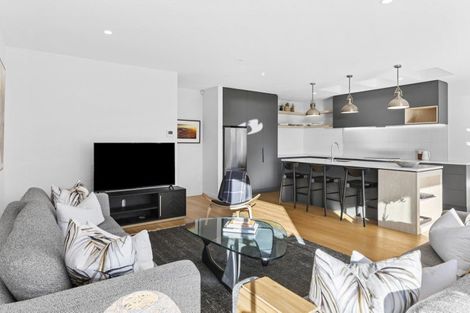 Photo of property in 9 Landsborough Lane, Wanaka, 9305