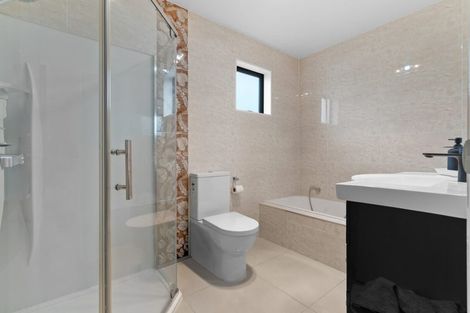 Photo of property in 24 Pah Road, Papatoetoe, Auckland, 2025