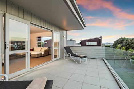 Photo of property in 37 Taumata Road, Omaha, 0986