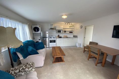 Photo of property in 21 Isadore Road, Saint Clair, Dunedin, 9012