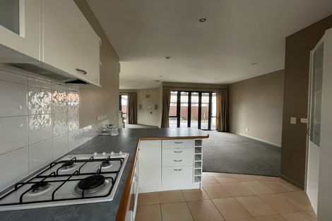 Photo of property in 9 Fearnley Grove, Albany, Auckland, 0632