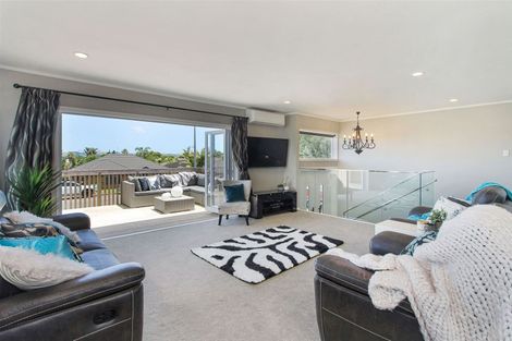 Photo of property in 40 George Street, Waiuku, 2123