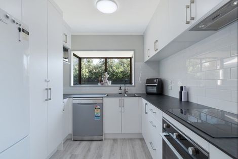 Photo of property in 35 Matavai Street, Mount Maunganui, 3116