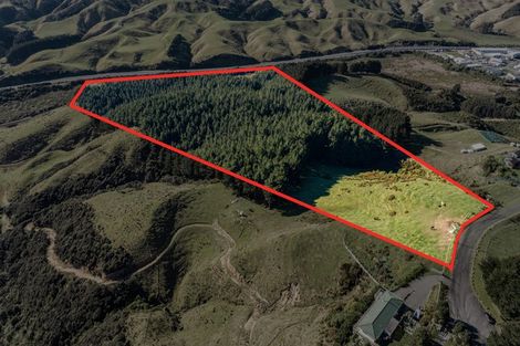 Photo of property in 68-76 The Track, Plimmerton, Porirua, 5026