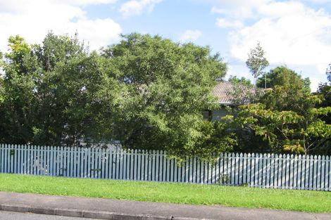 Photo of property in 42 Abbotleigh Avenue, Te Atatu Peninsula, Auckland, 0610