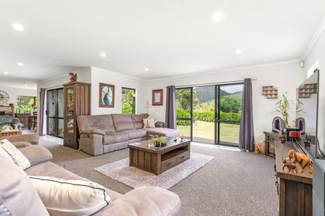 Photo of property in 5523 Masterton Castlepoint Road, Tinui, Masterton, 5889