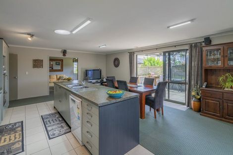 Photo of property in 3 Acacia Court, Whitianga, 3510