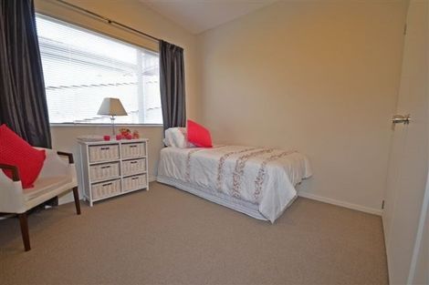 Photo of property in 11 Cityview Place, Massey, Auckland, 0614