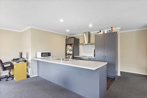 Photo of property in 28 Chesham Street, Rototuna North, Hamilton, 3210