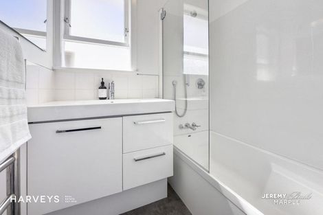 Photo of property in 3 Tauhara Street, Green Bay, Auckland, 0604