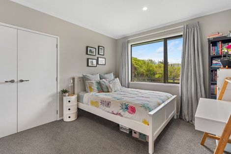 Photo of property in 19 Lacebark Drive, Kinloch, Taupo, 3377