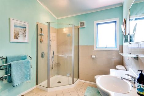 Photo of property in 109 North Shore Road, Eskdale, Napier, 4182