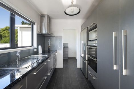 Photo of property in 22 Ward Street, Bulls, 4818