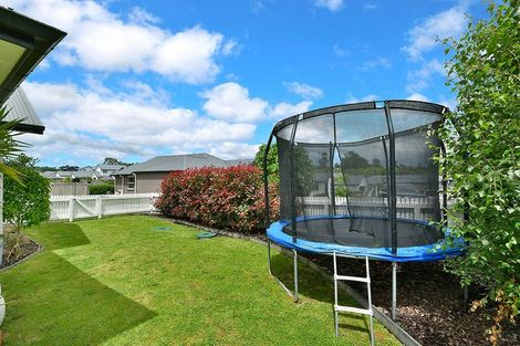 Photo of property in 10 Lancewood Lane, Kaukapakapa, Helensville, 0875