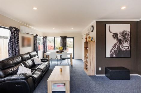 Photo of property in 35 Sherwill Street, Feilding, 4702