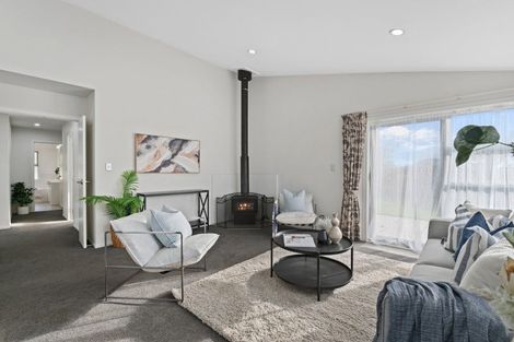 Photo of property in 32d Robinson Avenue, Holdens Bay, Rotorua, 3010