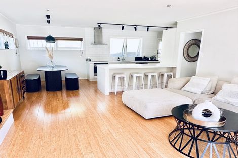 Photo of property in 73 Faraday Street, Hospital Hill, Napier, 4110