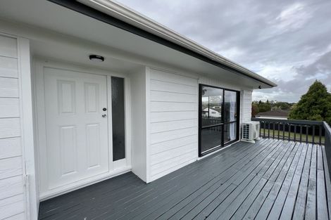 Photo of property in 139 Moire Road, West Harbour, Auckland, 0618