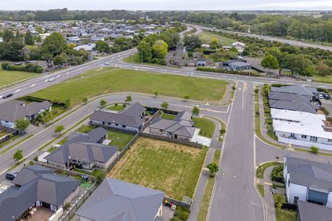 Photo of property in 12 Eminence Drive, Northwood, Christchurch, 8051