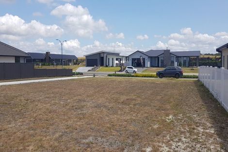 Photo of property in 53 Stace Hopper Drive, One Tree Point, 0118