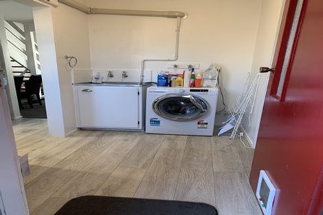 Photo of property in 2/25 Tennyson Street, Petone, Lower Hutt, 5012