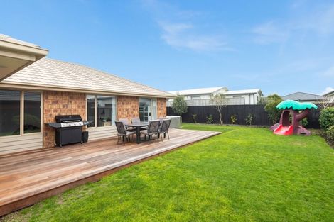 Photo of property in 9 Kingsbridge Drive, Burwood, Christchurch, 8083
