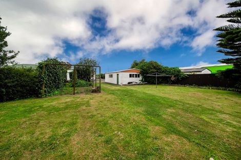 Photo of property in 223 Glover Road, Hawera, 4610