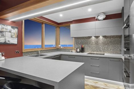 Photo of property in 52 Earls Road, Saint Clair, Dunedin, 9012