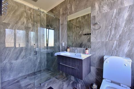 Photo of property in 71 Hokonui Drive, Gore, 9710