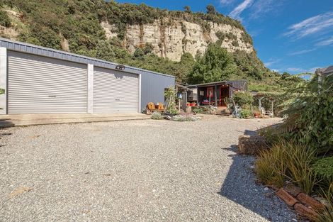 Photo of property in 28 Nikau Heights, Little Wanganui, Karamea, 7893