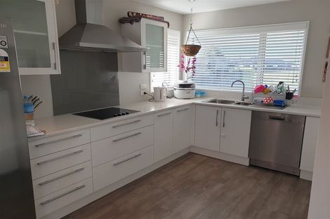 Photo of property in 19 Kahuraki Drive, Pegasus, 7612