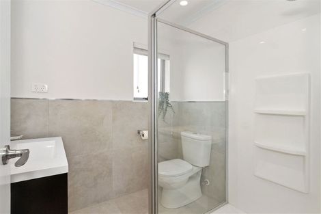 Photo of property in 30 Arthur Rolfe Lane, Swanson, Auckland, 0614