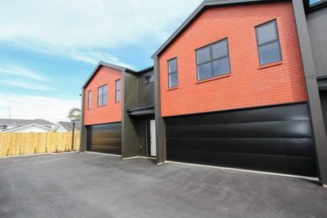 Photo of property in 1-5/5 Charlemont Street, Whitiora, Hamilton, 3200