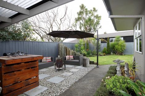 Photo of property in 92 Napier Road, Havelock North, 4130