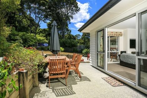 Photo of property in 8 Rahotu Way, Bayview, Auckland, 0629