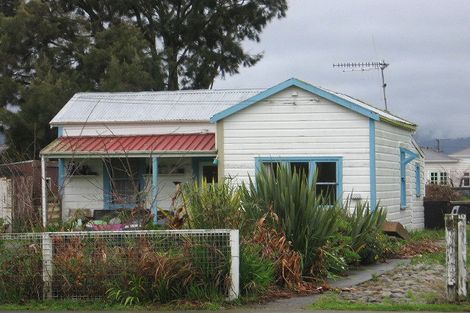 Photo of property in 15 Mabel Street, Levin, 5510
