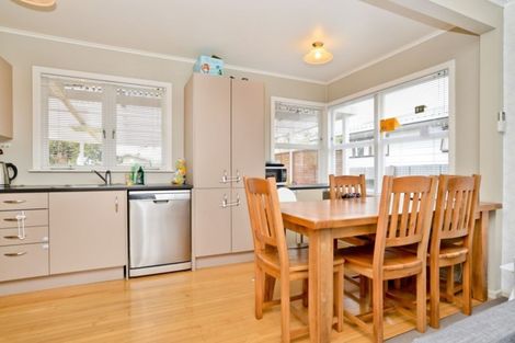 Photo of property in 175 Sandwich Road, St Andrews, Hamilton, 3200