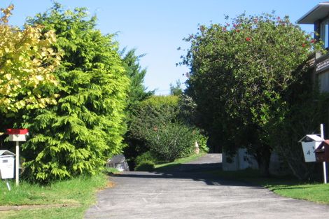 Photo of property in 2/6 Helvetia Drive, Browns Bay, Auckland, 0630