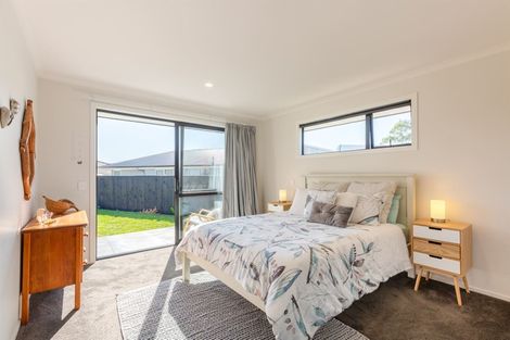 Photo of property in 4 Les Wakefield Road, Mapua, 7005