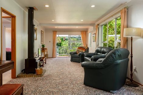 Photo of property in 32 Seaview Crescent, Picton, 7220