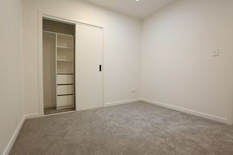 Photo of property in 13d King Richard Place, Browns Bay, Auckland, 0630