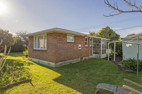 Photo of property in 28 Cook Drive, Whitianga, 3510